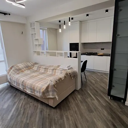 аэропорт 24&24 Parking Apartment