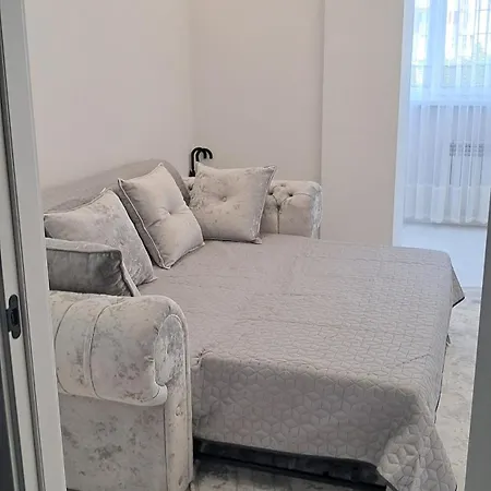 аэропорт 24&24 Parking Apartment *